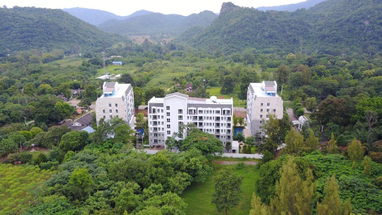 Courtyard Khaoyai Hotel Nakhonratcsaszima Kültér fotó